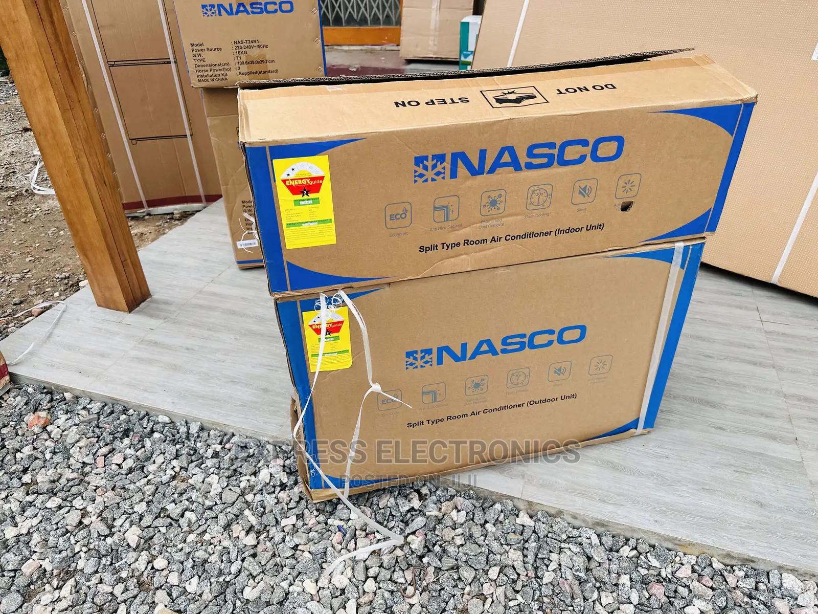Oitdoor Split Wall Mounted Nasco 1.5hp AC R410