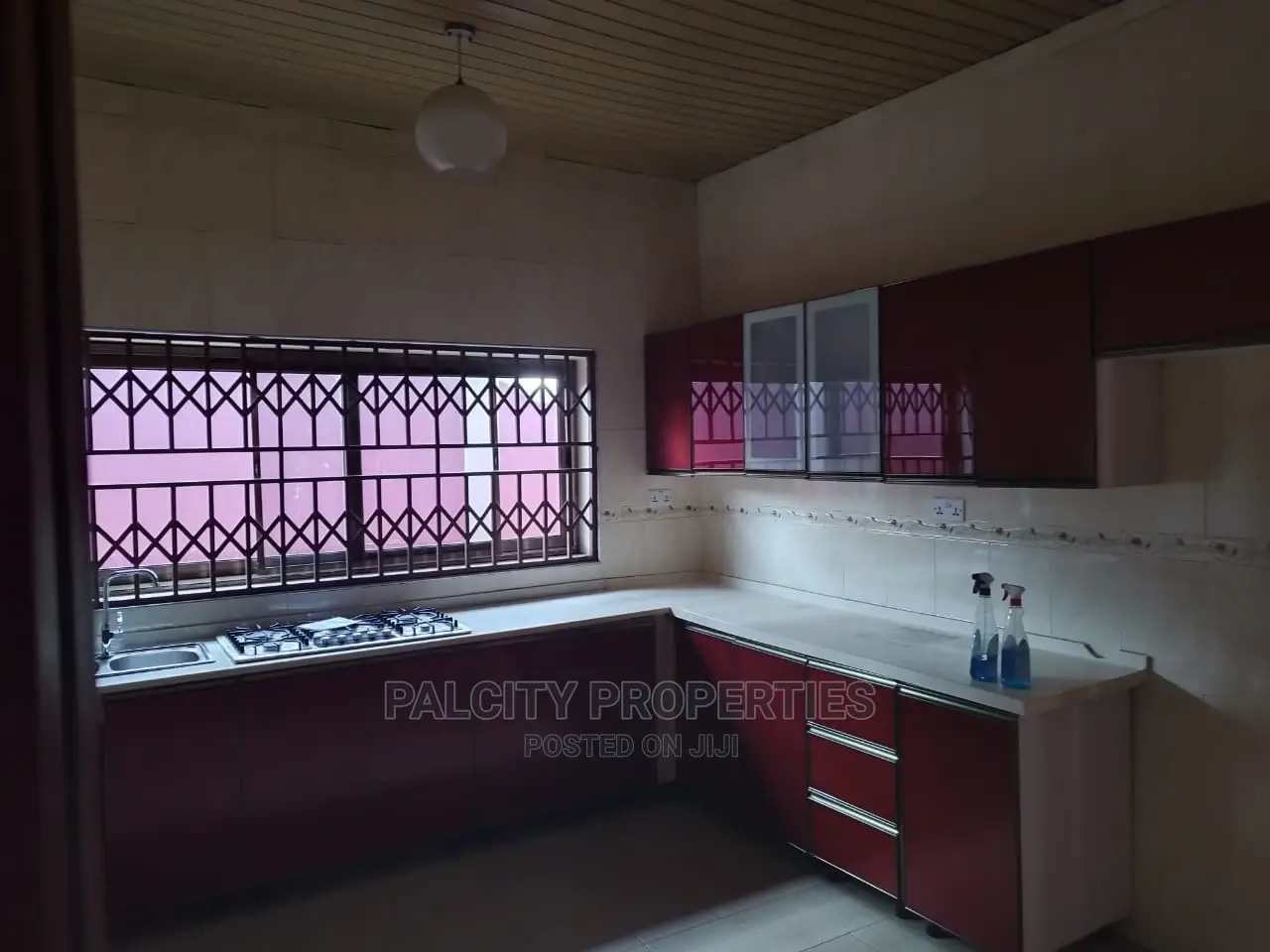 3bdrm Block of Flats in Atasamanso, Kumasi Metropolitan for rent
