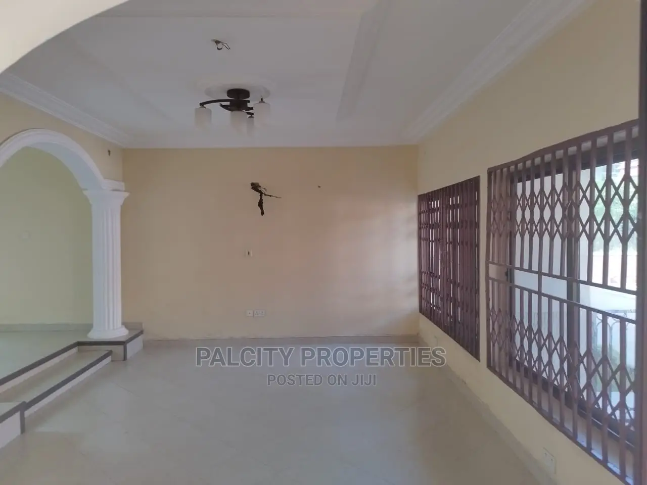 3bdrm Block of Flats in Atasamanso, Kumasi Metropolitan for rent