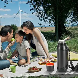 Insulated Water Jug Classic Vacuum Bottle With Plastic Cup