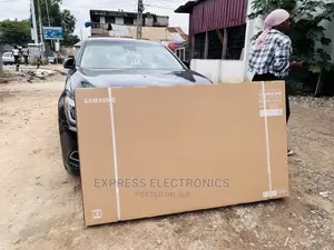 Neatly Sealed UHD Smart 75”Bu8100 Tv  Samsung