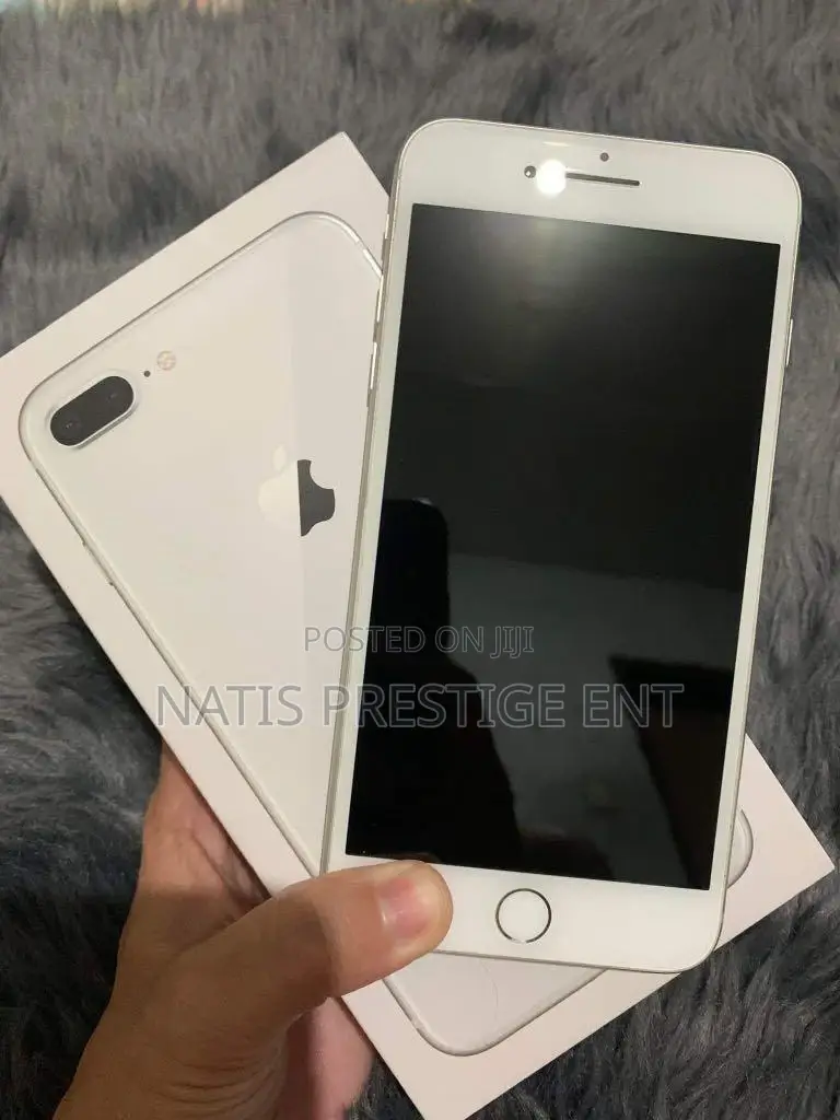 New Apple iPhone 8 Plus 64 GB Gold