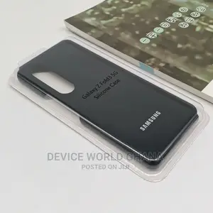 Silicone Case Available for Samsung Z Fold 7 and Z Fold 3