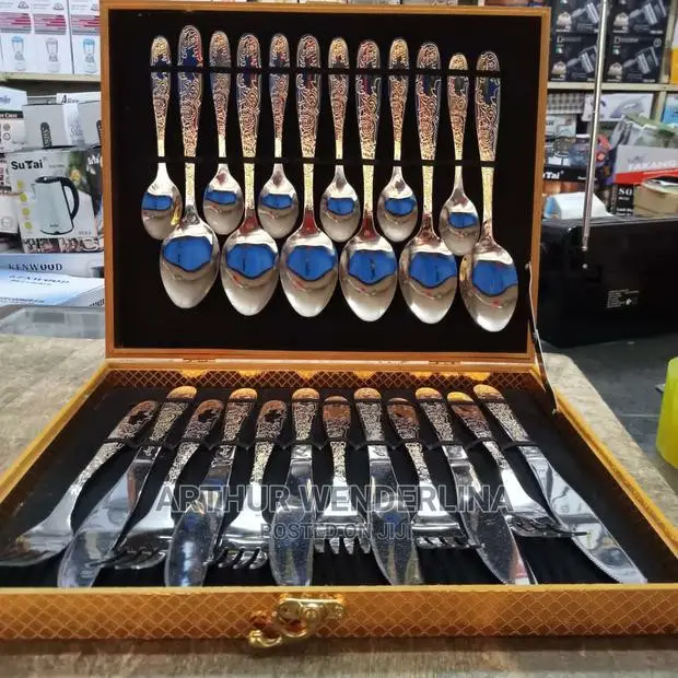 Purely Gold Cutlery Set 24 Pieces.Quality