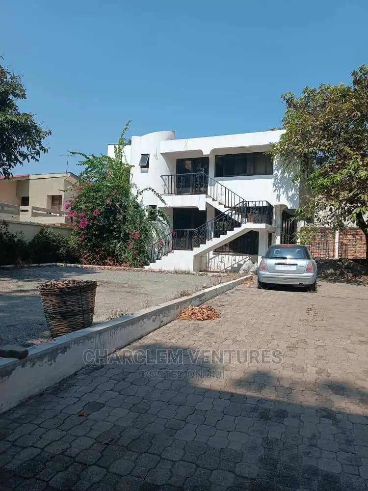 10bdrm House in Charclem Ventures, East Legon for rent