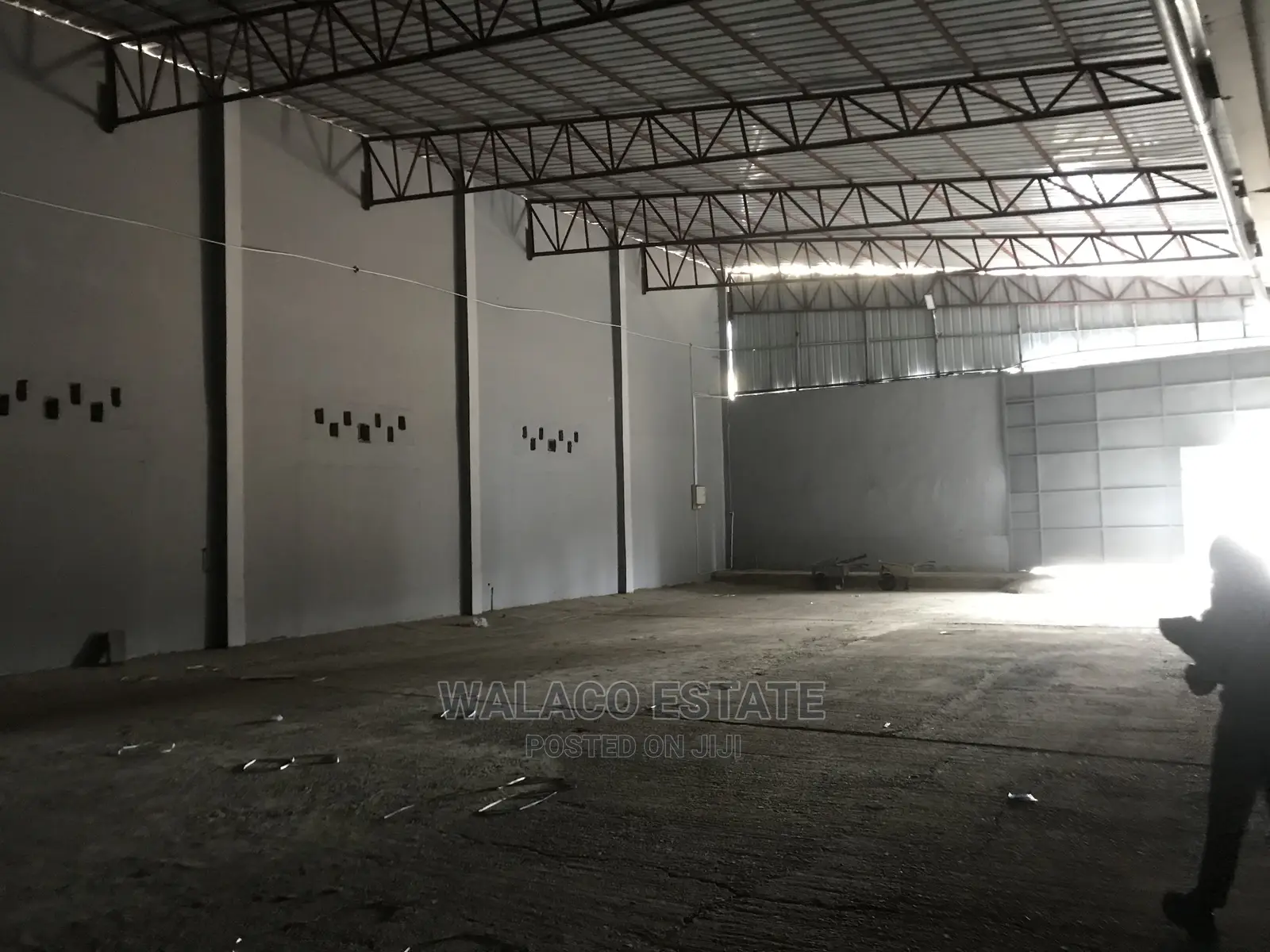 1200 Square Metre Warehouse at Accra Central for Rent