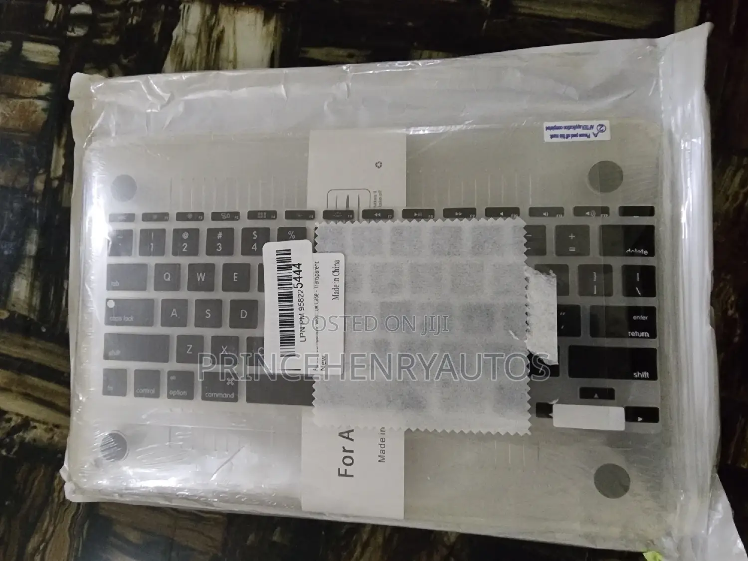 AOGGY Case+Keyboard Cover+Screen Cover for Macbool Air 11''