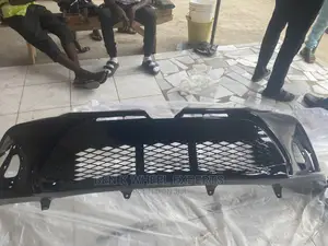Corolla 2017 Bumper/Grille