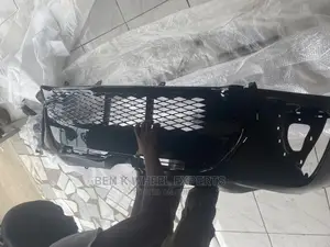 Corolla 2017 Bumper/Grille