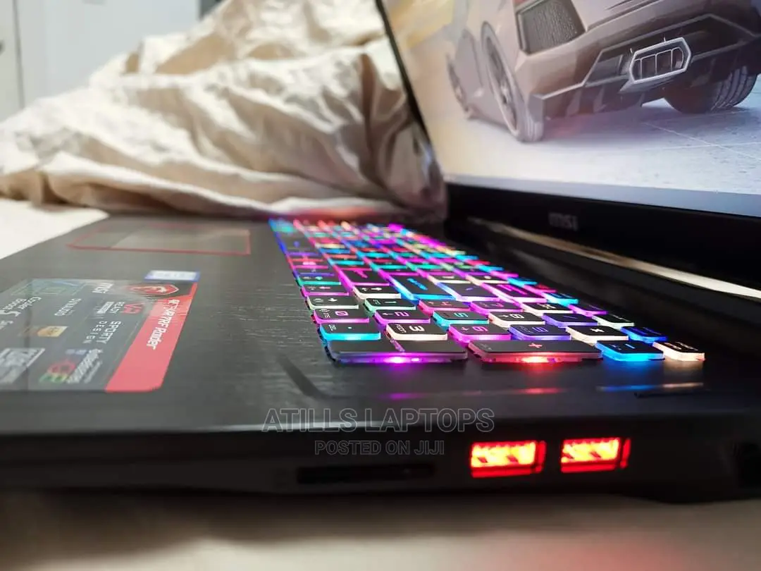 Laptop MSI GE73VR 7RF Raider 16GB Intel Core I7 SSHD+SSD 2T
