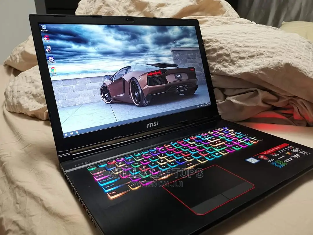 Laptop MSI GE73VR 7RF Raider 16GB Intel Core I7 SSHD+SSD 2T