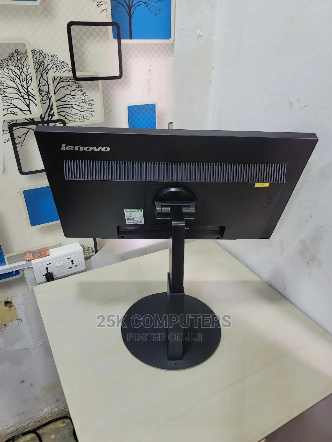 Lenovo 22" Ips Monitor