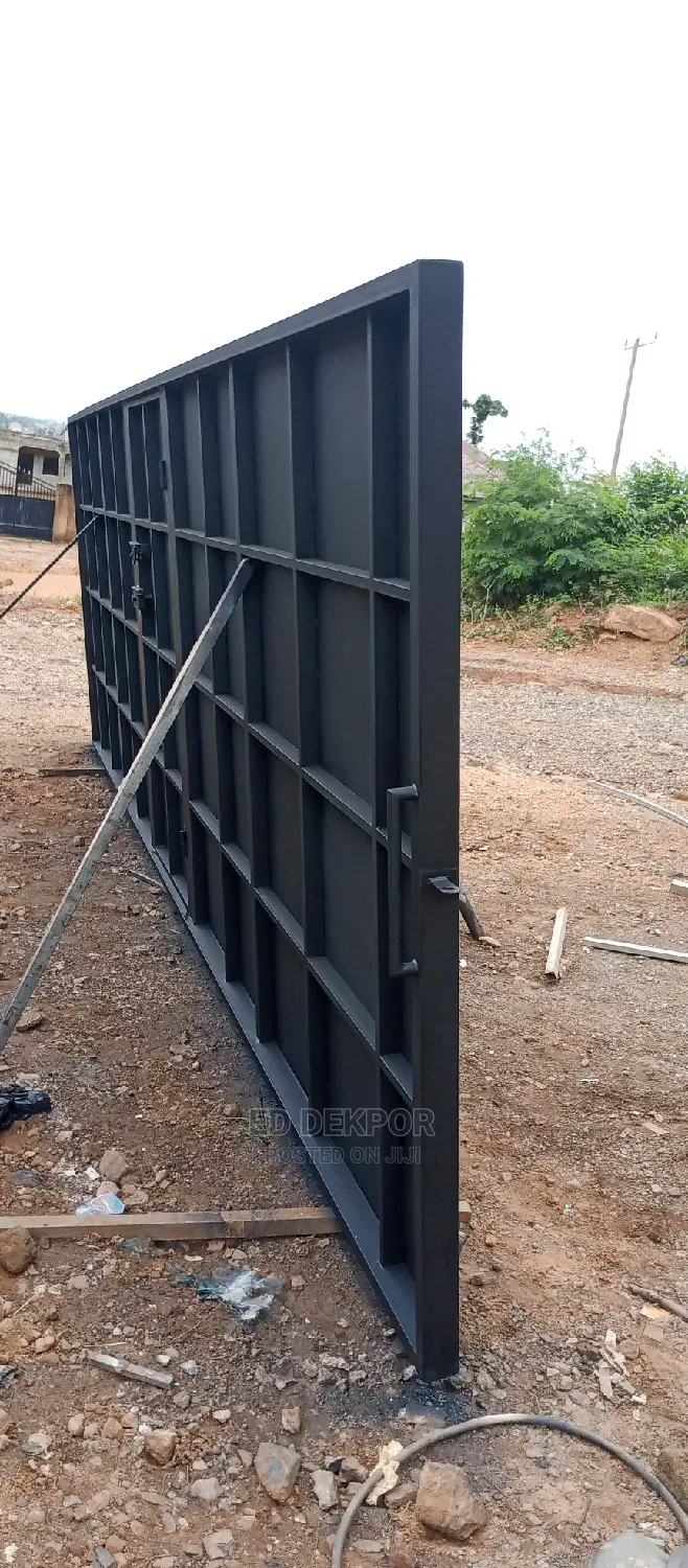 Design Metal Gate