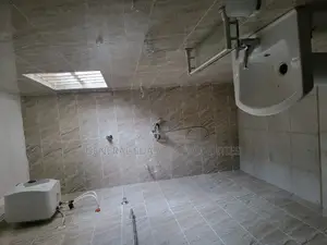 Mini Flat in Suadom Properties, Baatsona Total for rent