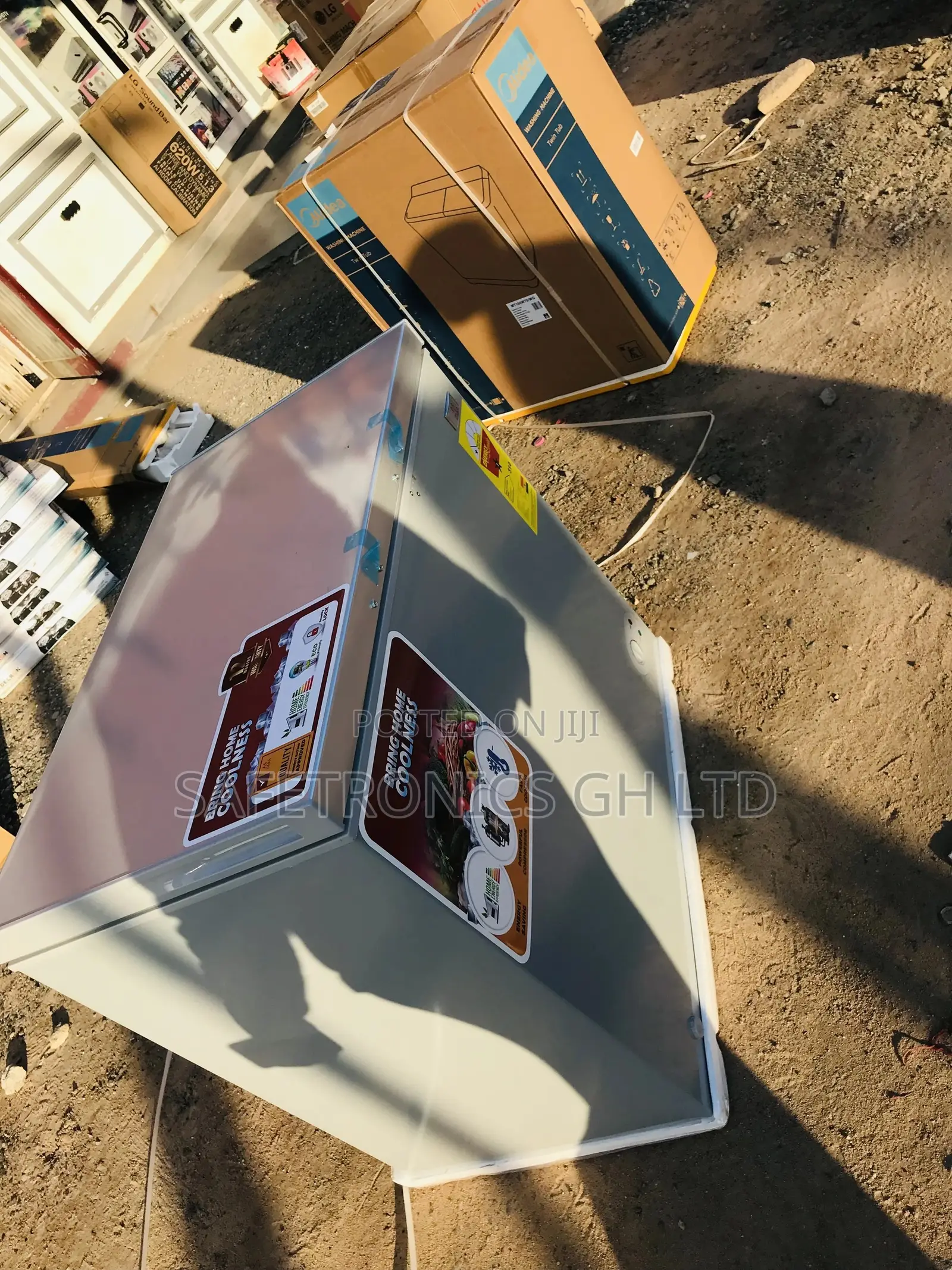 Buy Chest Freezer 200 Liters Zara-260  Singledoor