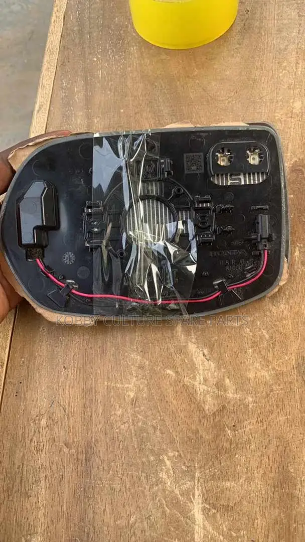 Honda CRV,Toyota,Benz ,Mirrors Available.