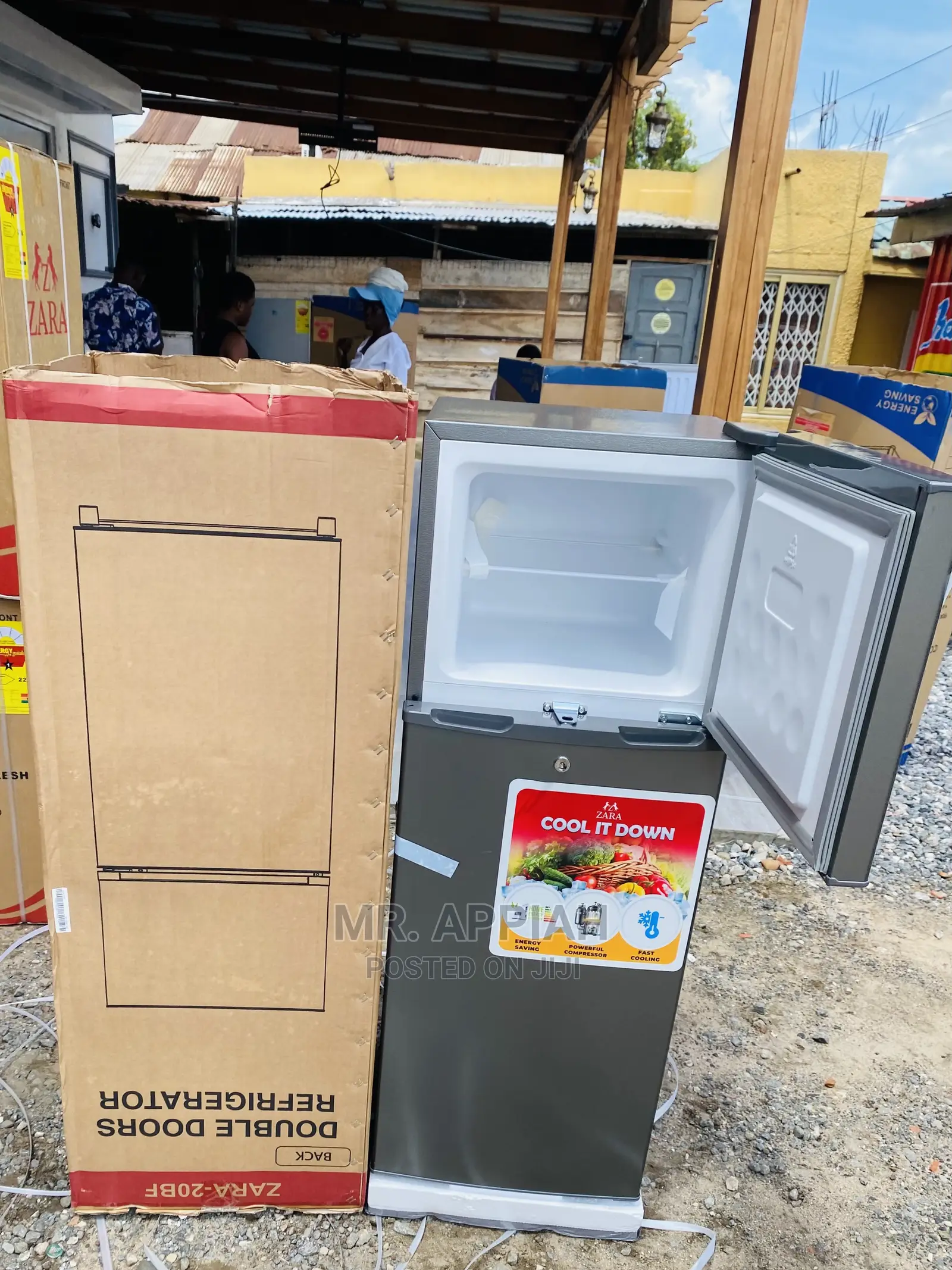 Zara 20BF Top Freezerfridge With Well Designed Inside Space