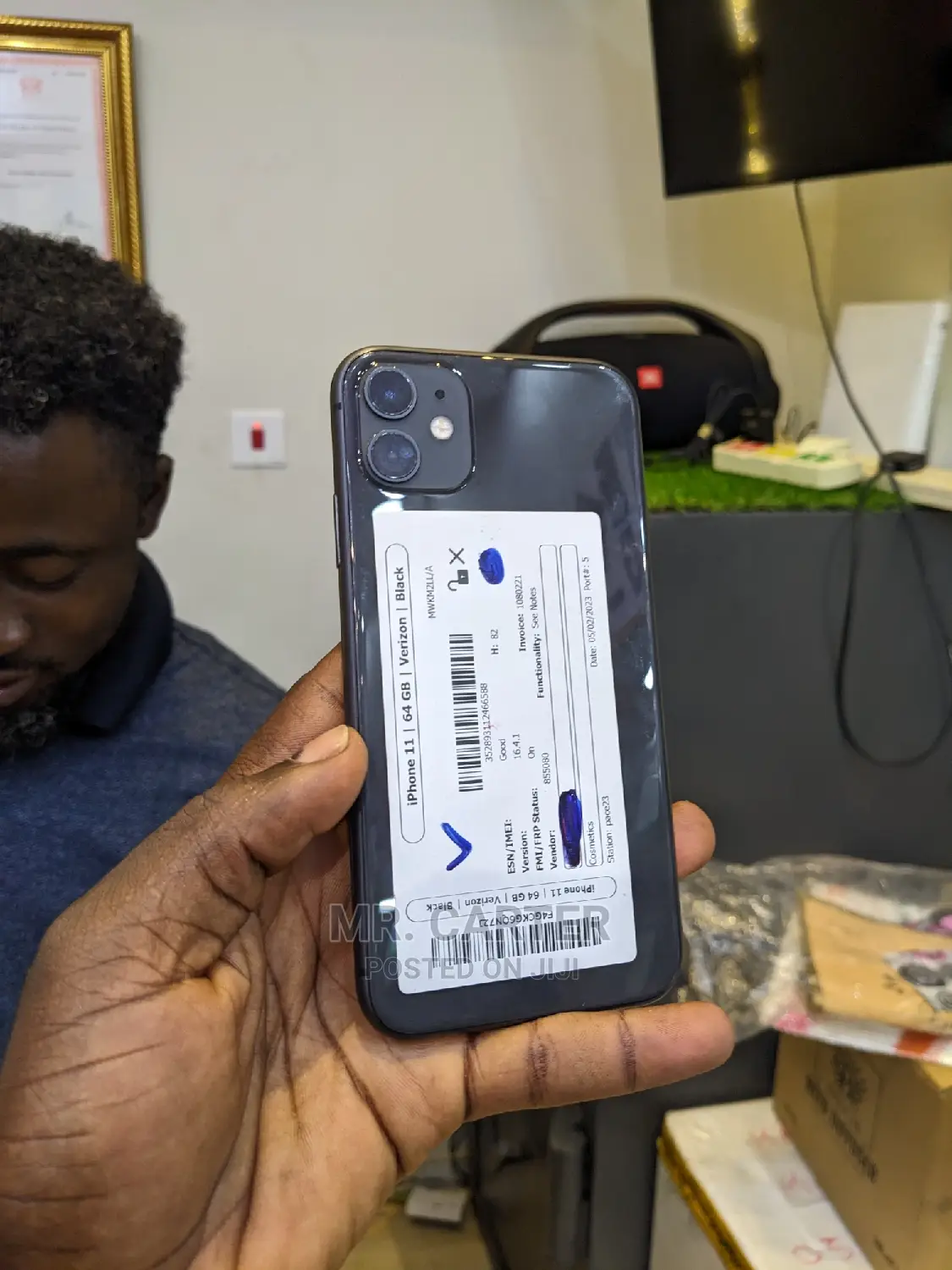 New Apple iPhone 11 64 GB Black
