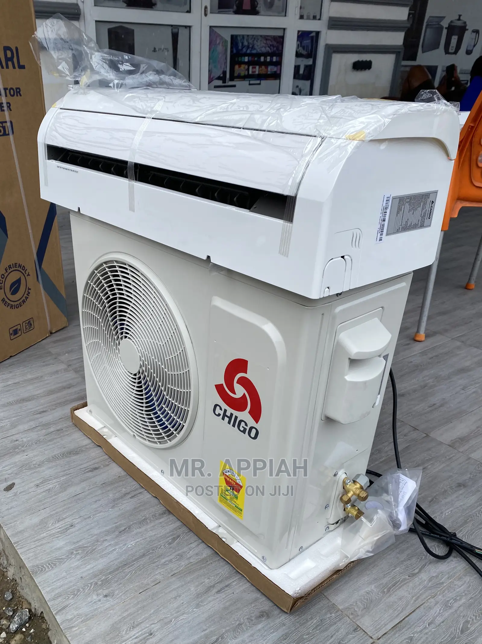 Chigo Split Type Air Conditioner Works Faster Saves Energy.