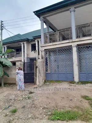 10bdrm Mansion in Kumasi Metropolitan for sale