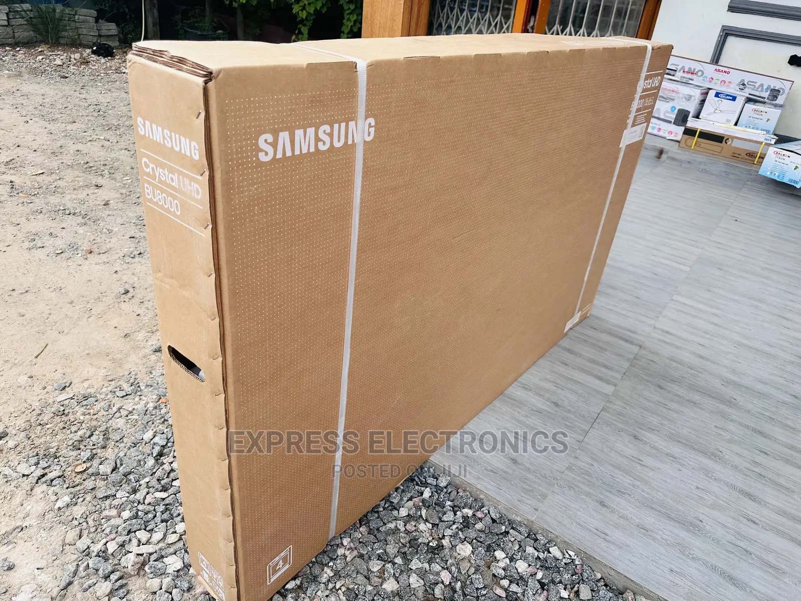Crystal UHD Display Samsung 75bu8100 Tv  