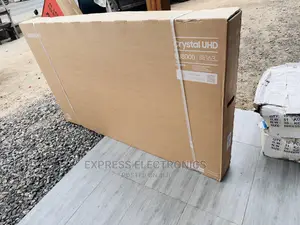 Samsung UHD 66”Series 8