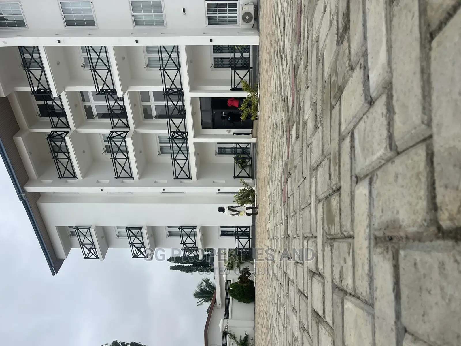 Furnished 3bdrm Apartment in Batsonaa, Spintex for rent
