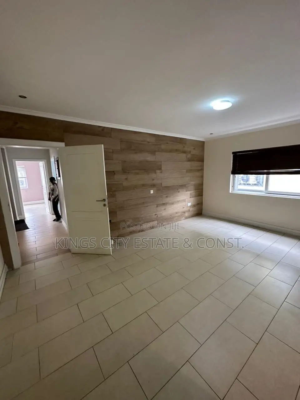 5bdrm Townhouse / Terrace in American-Embassy, Cantonments for rent