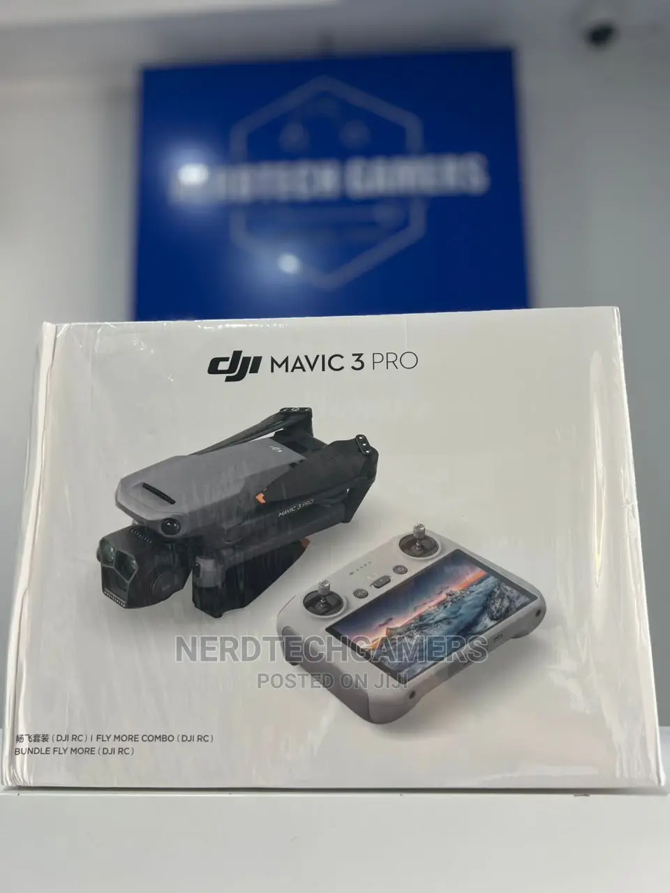 Dji Mavic 3 Pro With Dji Rc (Screen Remote Controller).