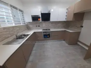 3bdrm House in Oyarifa for sale