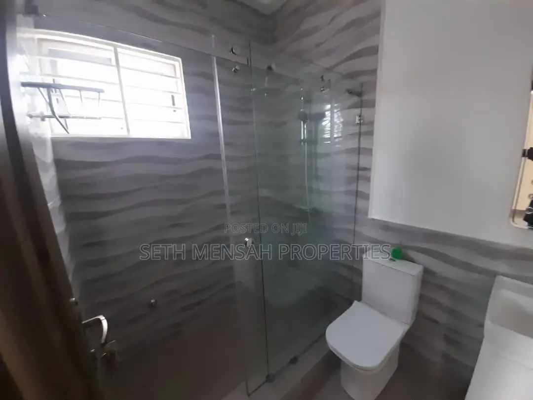 3bdrm House in Oyarifa for sale