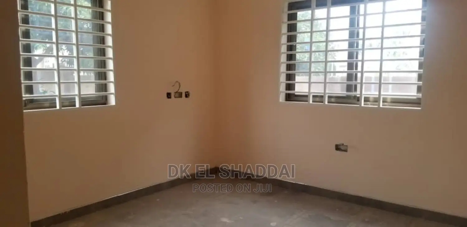 3bdrm Apartment in Pokuase for rent