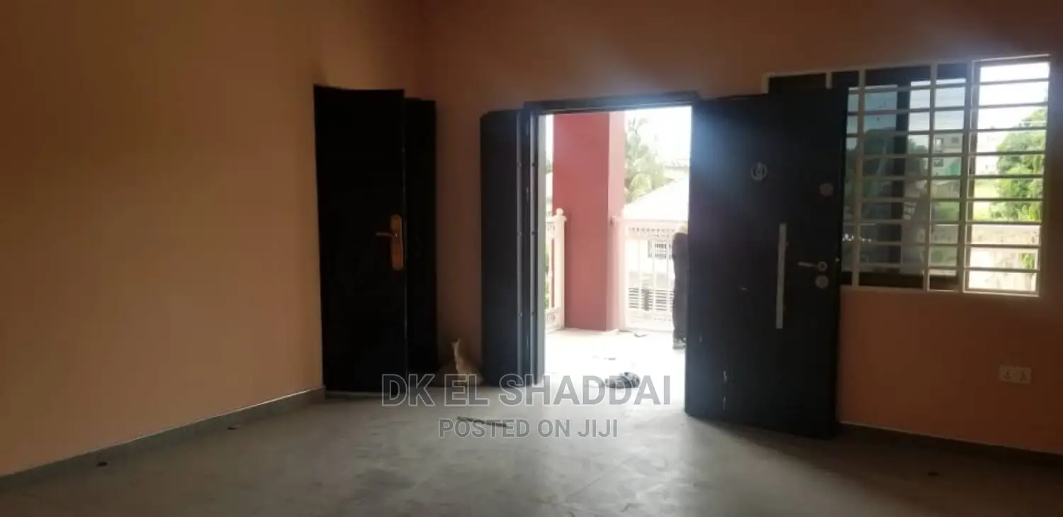 3bdrm Apartment in Pokuase for rent