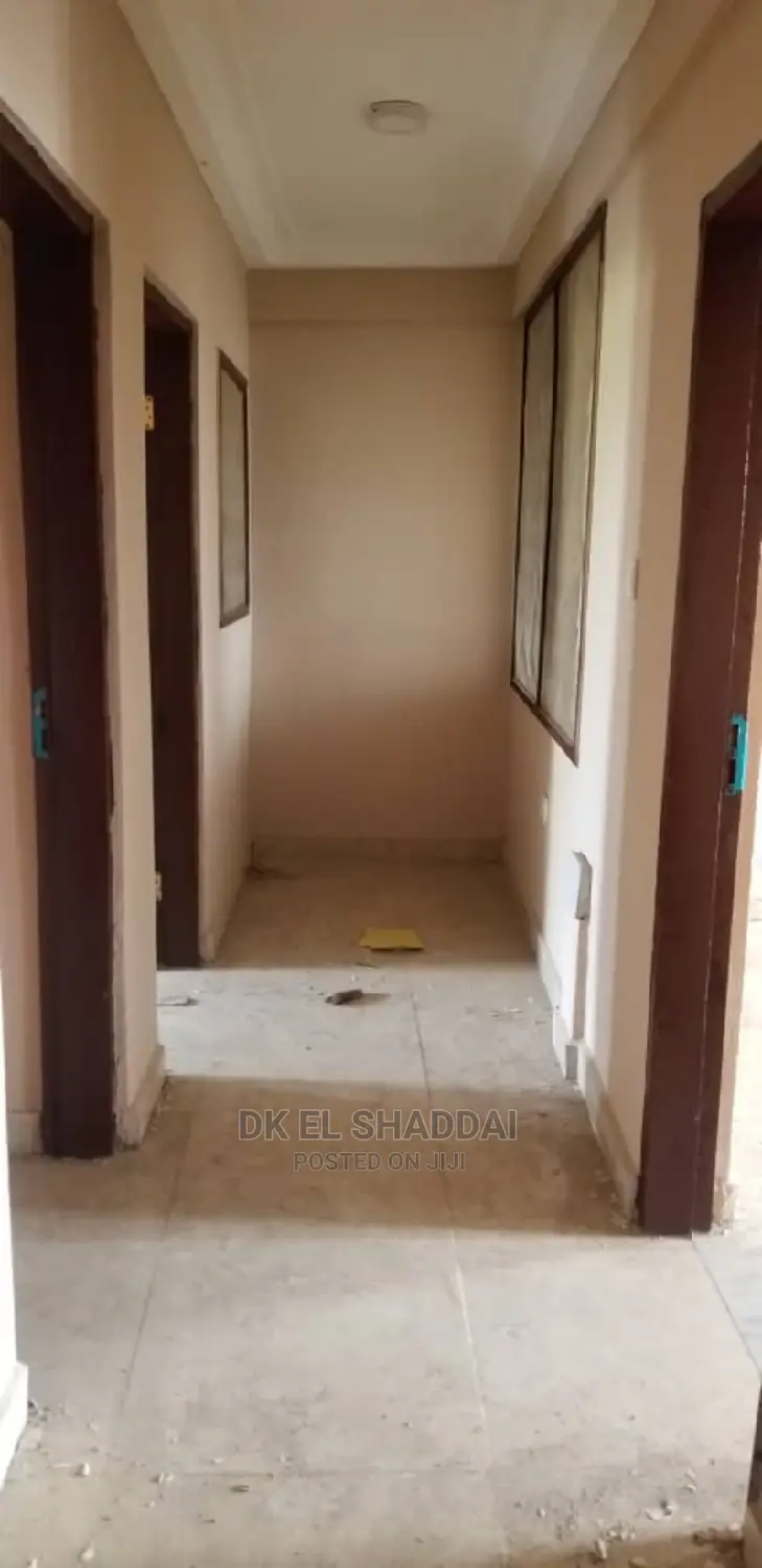 3bdrm Apartment in Pokuase for rent