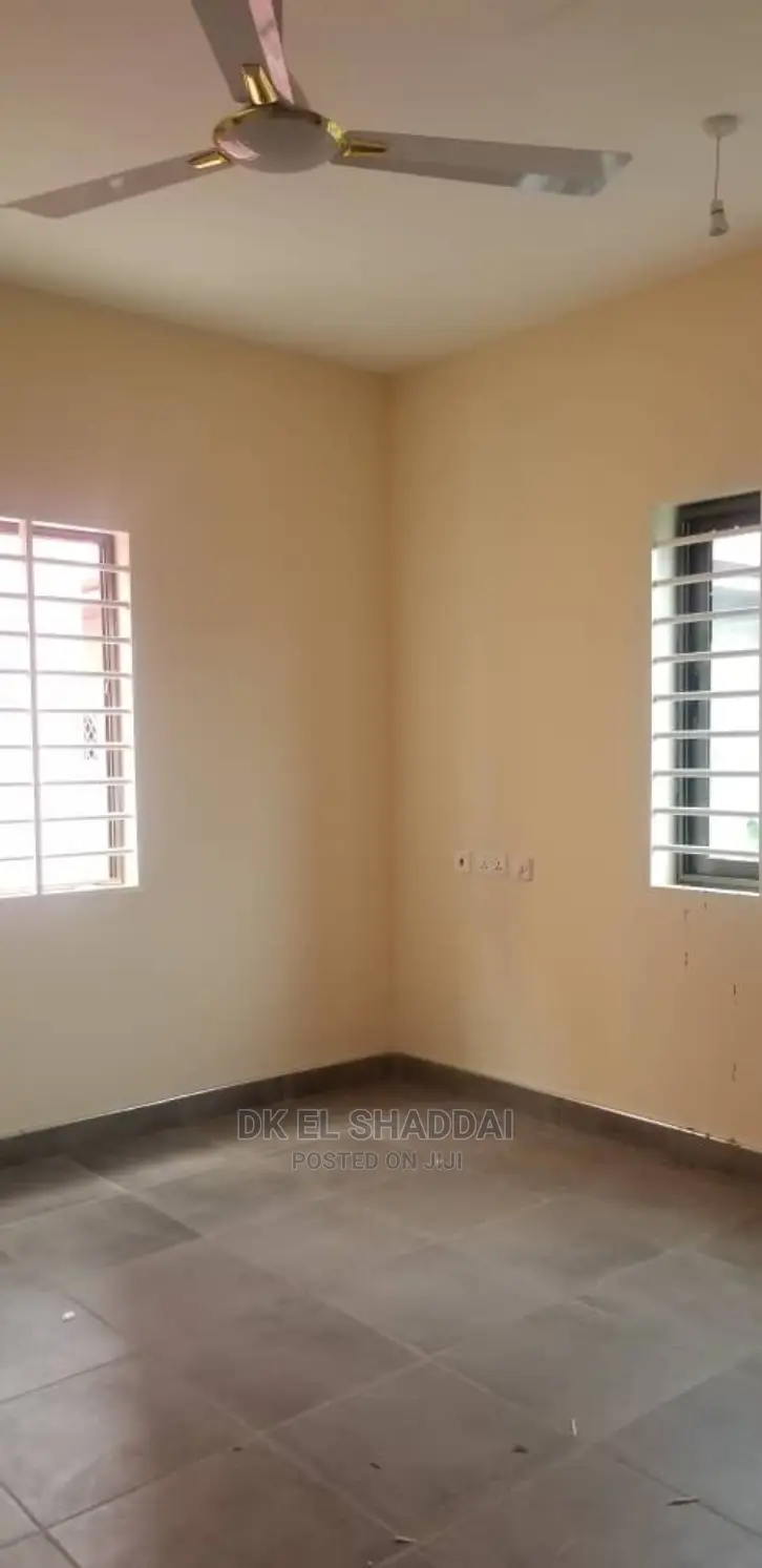 3bdrm Apartment in Pokuase for rent