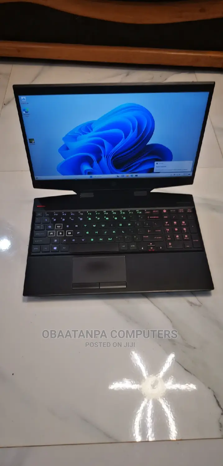 Laptop HP Omen 15-Dh002nr 16GB Intel Core I7 SSD 1T