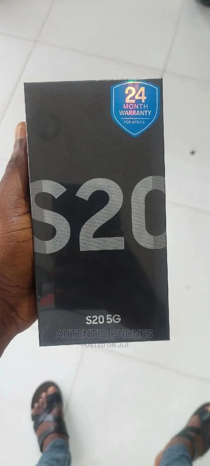 New Samsung Galaxy S20 128 GB Black