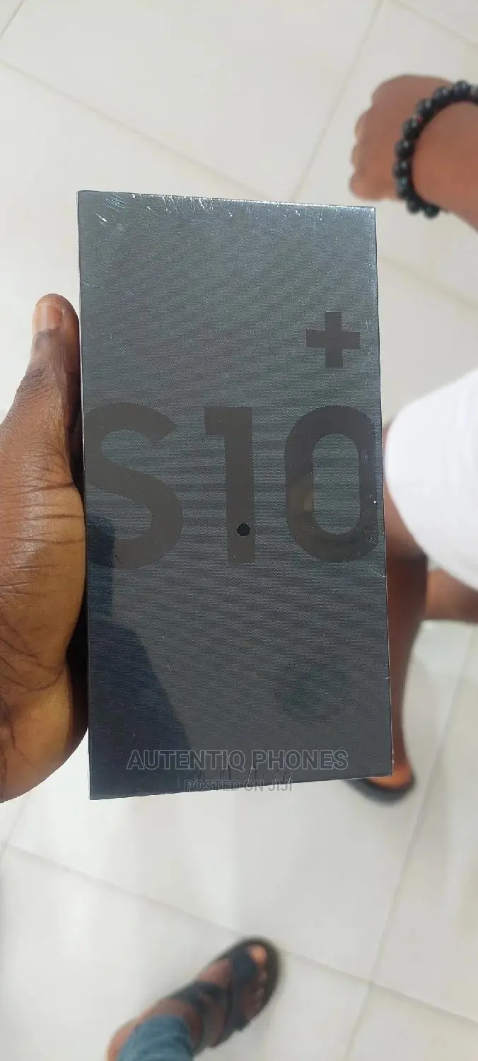 New Samsung Galaxy S10 Plus 128 GB Black