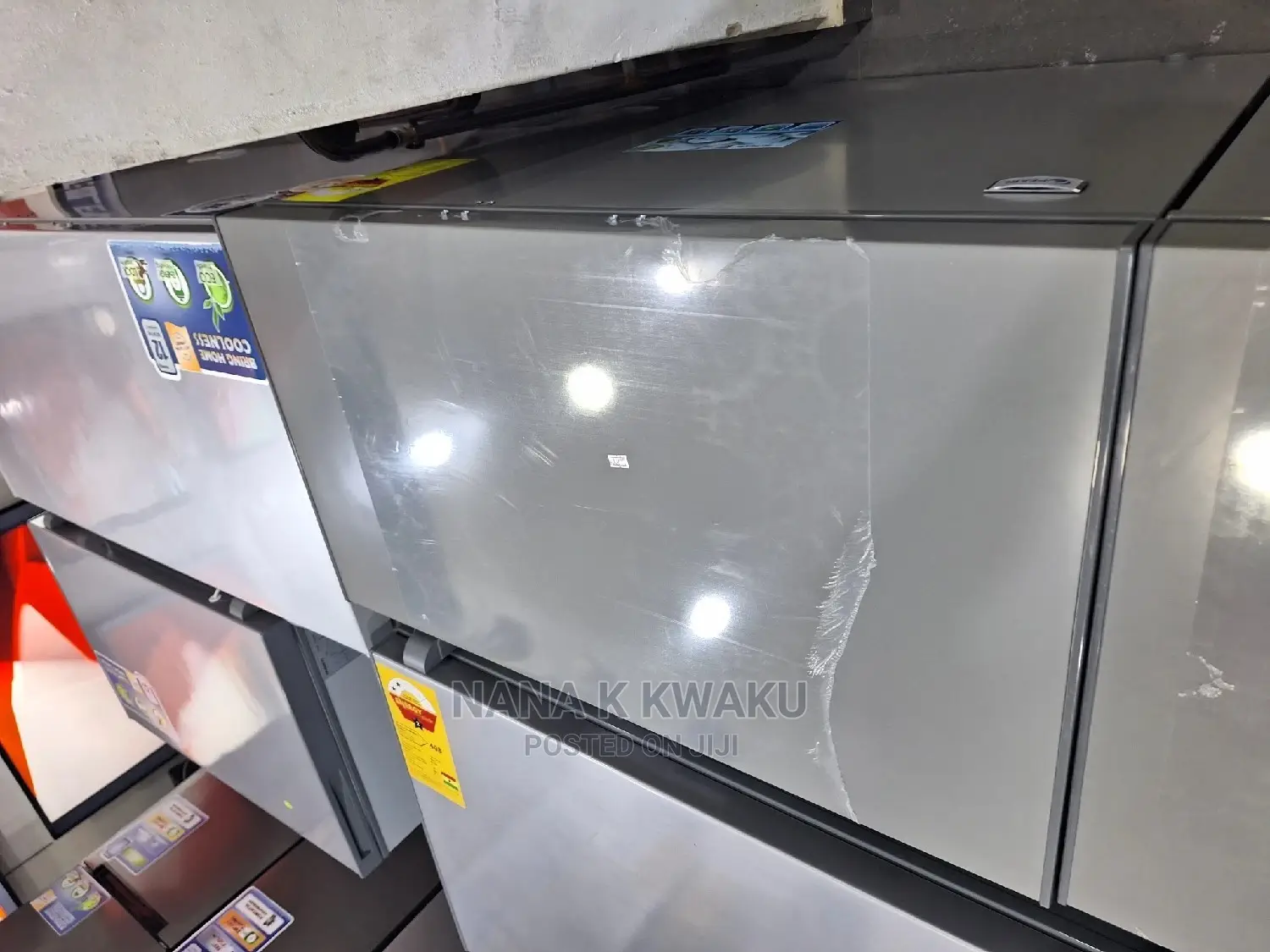 Inbuilt Stabilizer_pearl Pcf271k 202ltrs Chest Freezer