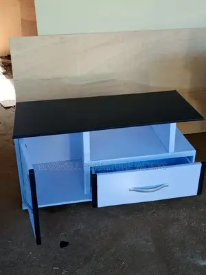 Quality TV Stand ( Payment After Delivery)
