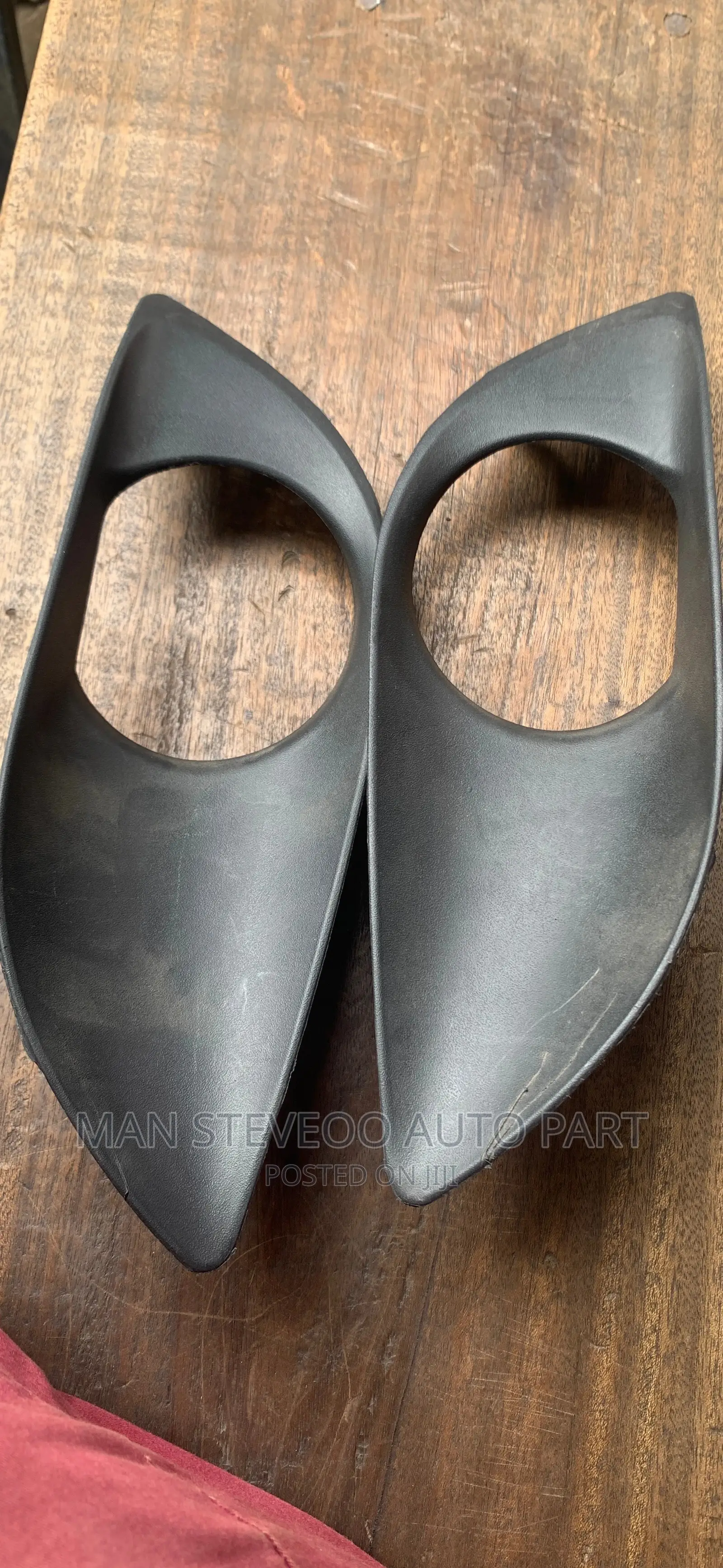 Toyota Vitz Fog Light Cover 2009-10 Pair