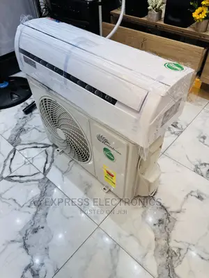 Anti Rust Sleek White Rainbow 1.5hp Split R410gas