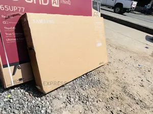 Samsung UHD Screen 55”Bu8000 Tv 