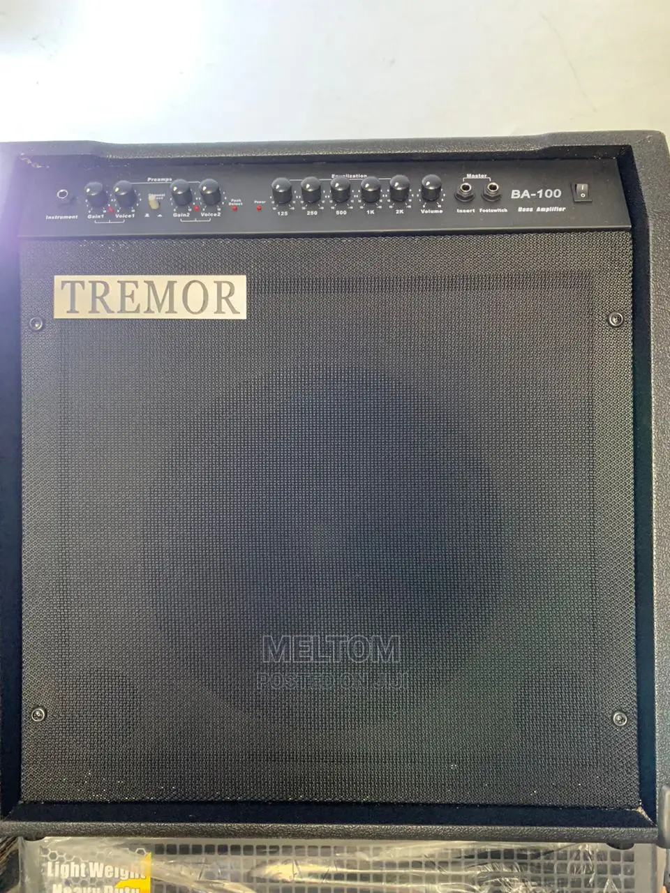Bass Combo BA-100 (TREMOR)