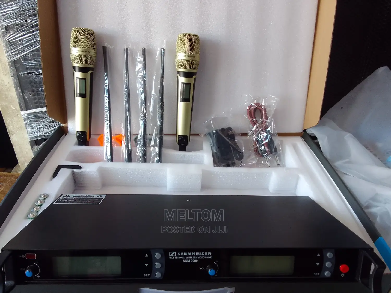 Cordless Microphone (SENNHEISER SKM 9000)