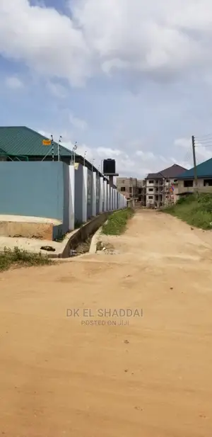 4bdrm House in Pokuase for sale