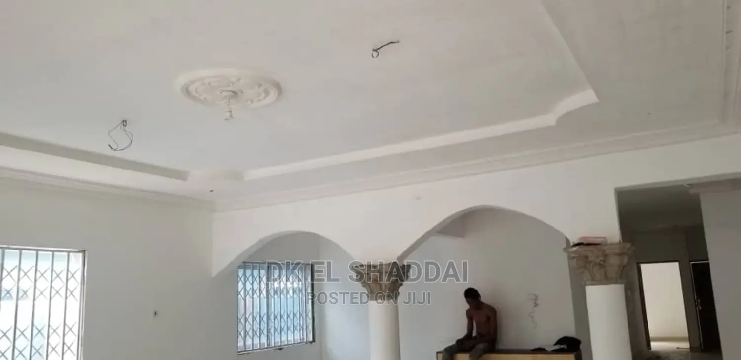 4bdrm House in Pokuase for sale