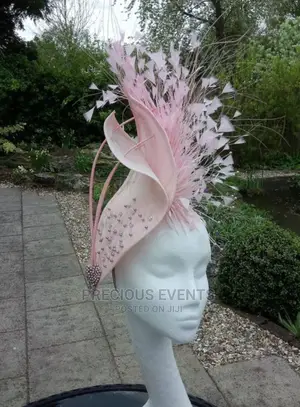 Photo - Sinamay Fascinators With Hairband.
