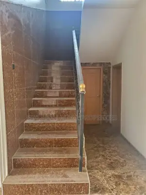 7bdrm House in East Legon American for rent