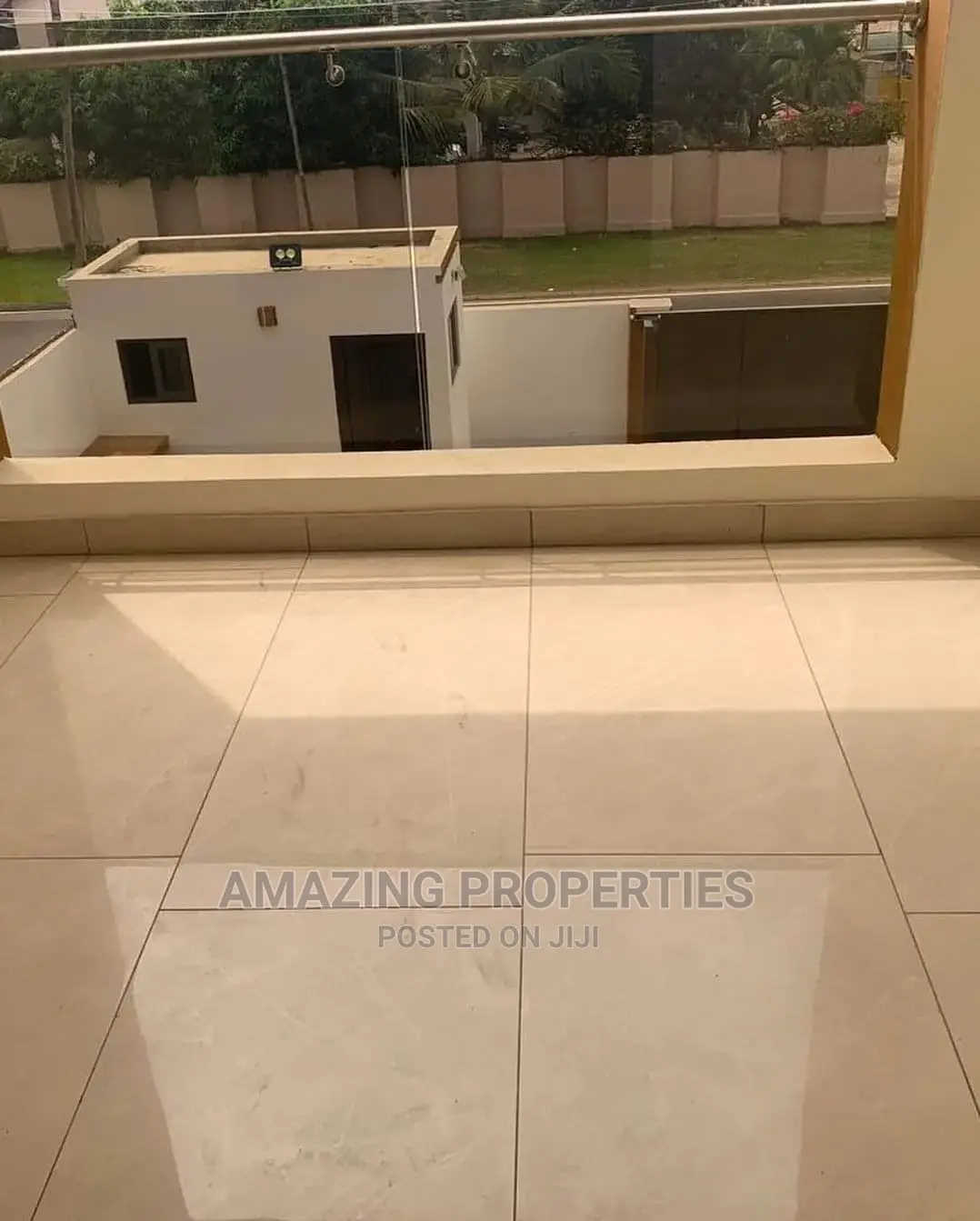 4bdrm House in 5 Bedroom House For for rent